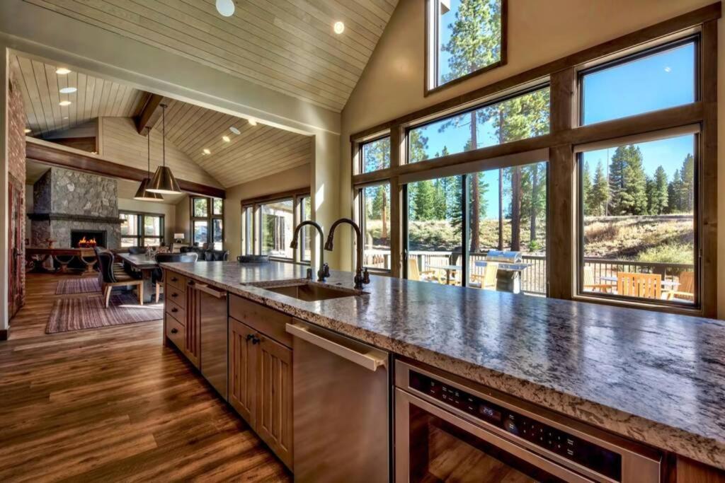 Villa Blue Mountain Majesty Truckee Exterior foto